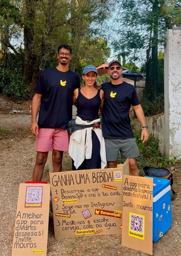 Leo, Veronica and Diogo at the BananaSplit campaign stall in Vilar de Mouros