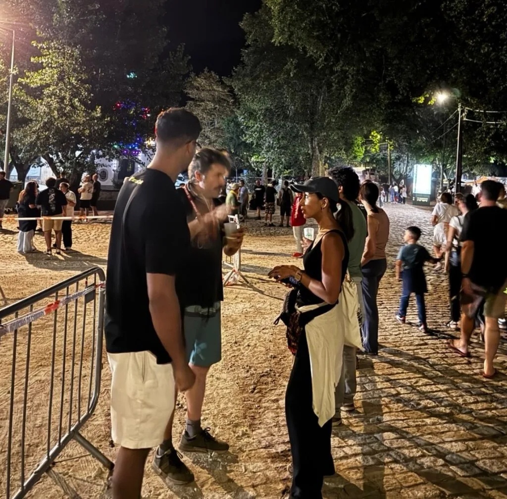 Connecting people